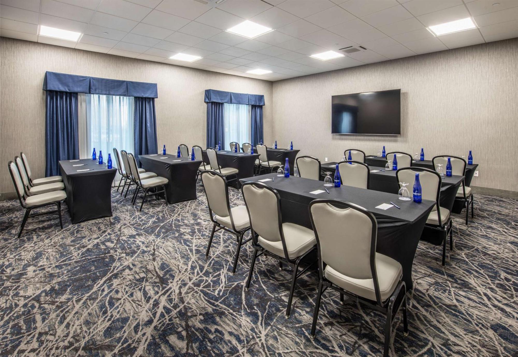מלון Rossmoor Doubletree By Hilton Monroe Township Cranbury מראה חיצוני תמונה