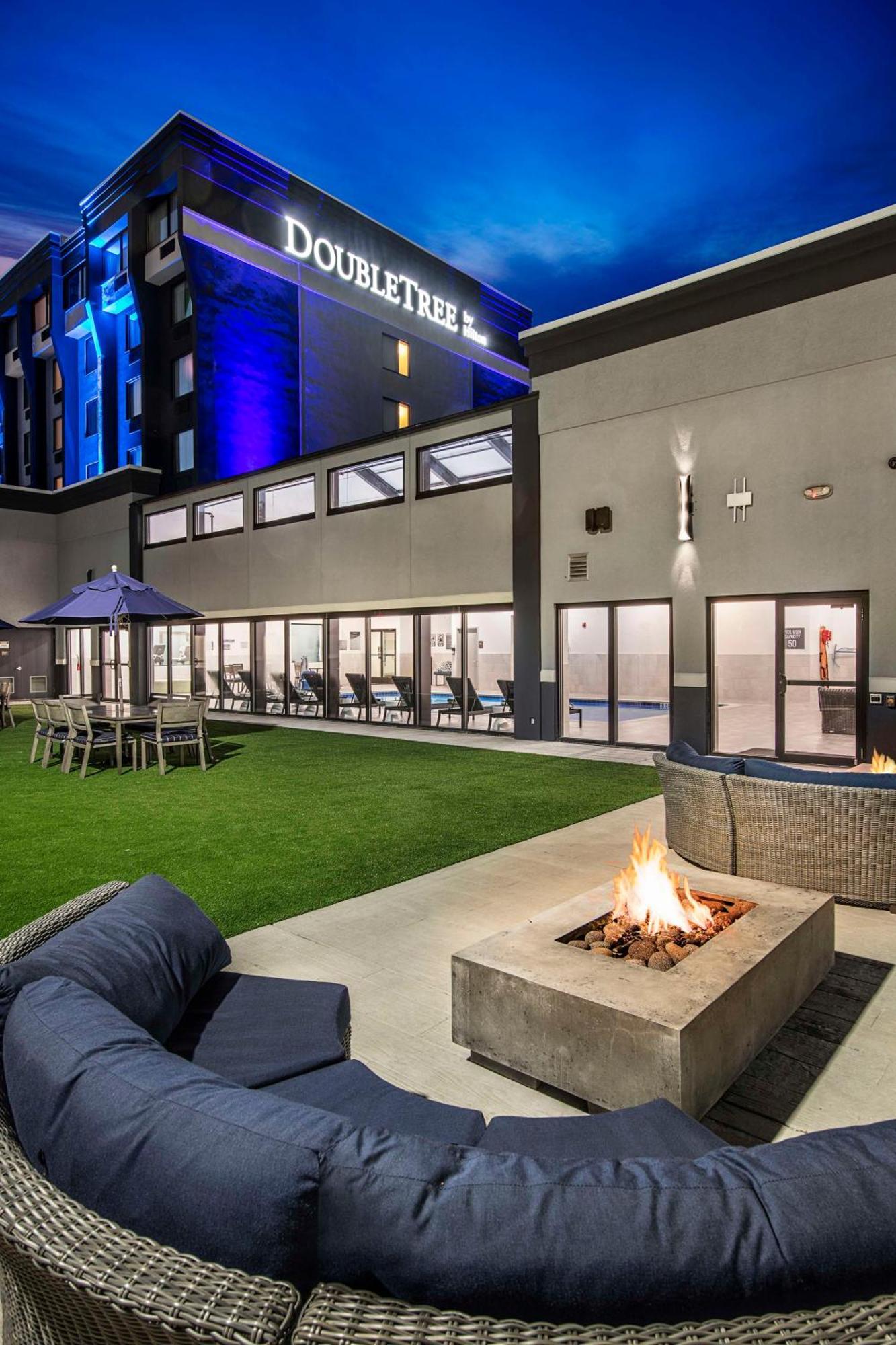 מלון Rossmoor Doubletree By Hilton Monroe Township Cranbury מראה חיצוני תמונה